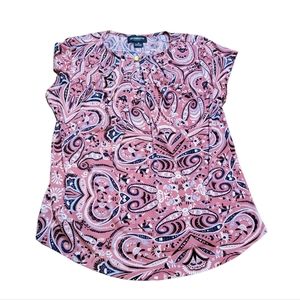 Liz Claiborne women's blouse.      T3